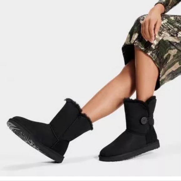 UGG Australia Women's Black Suede/fur Bailey Button II Boots Size 7 - Picture 1 of 12